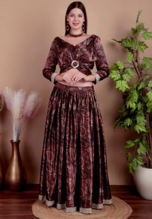 Lehenga choli, with Goldan laces